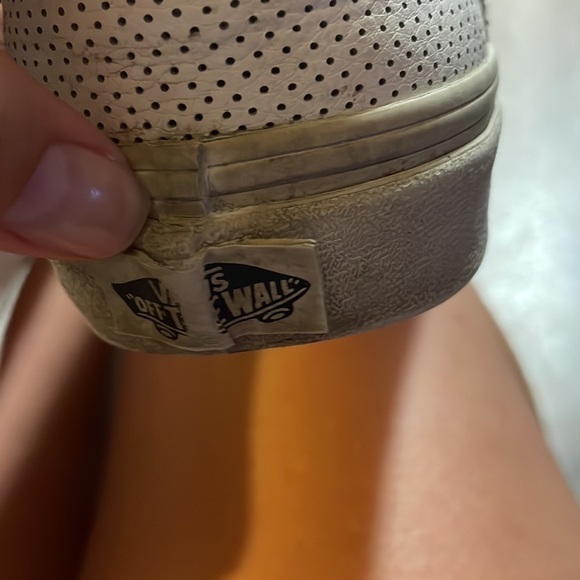 8.5 women’s vans white perf leather low top slip on sneakers - Picture 3 of 10